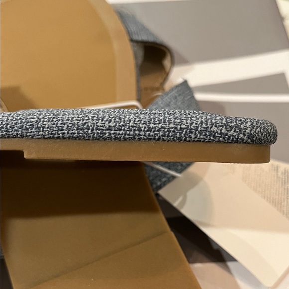 GAP Brushed Denim Blue Criss-Cross Sandals/NWT/9 - Picture 12 of 12